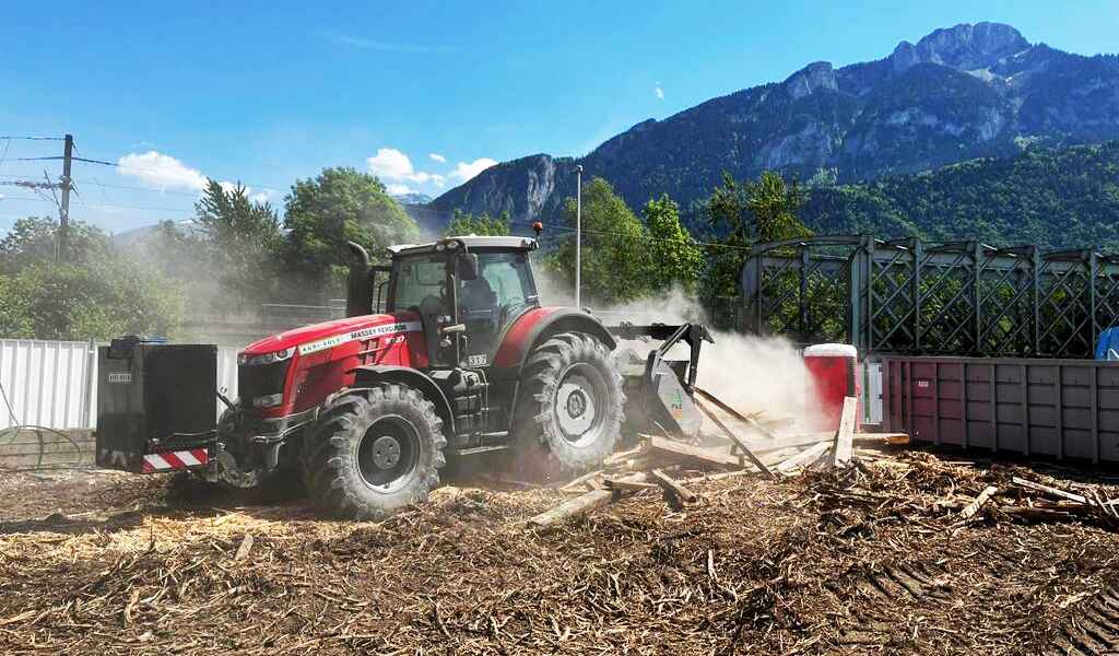 broyeur de bois et à végétaux FAE 74